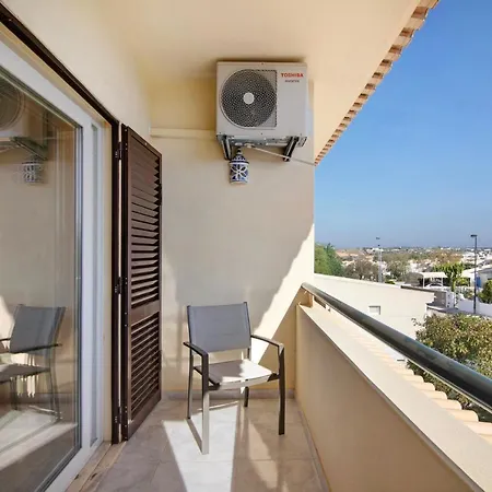 Alonzo Албуфейра