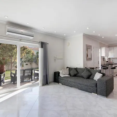 Alonzo Villa Albufeira